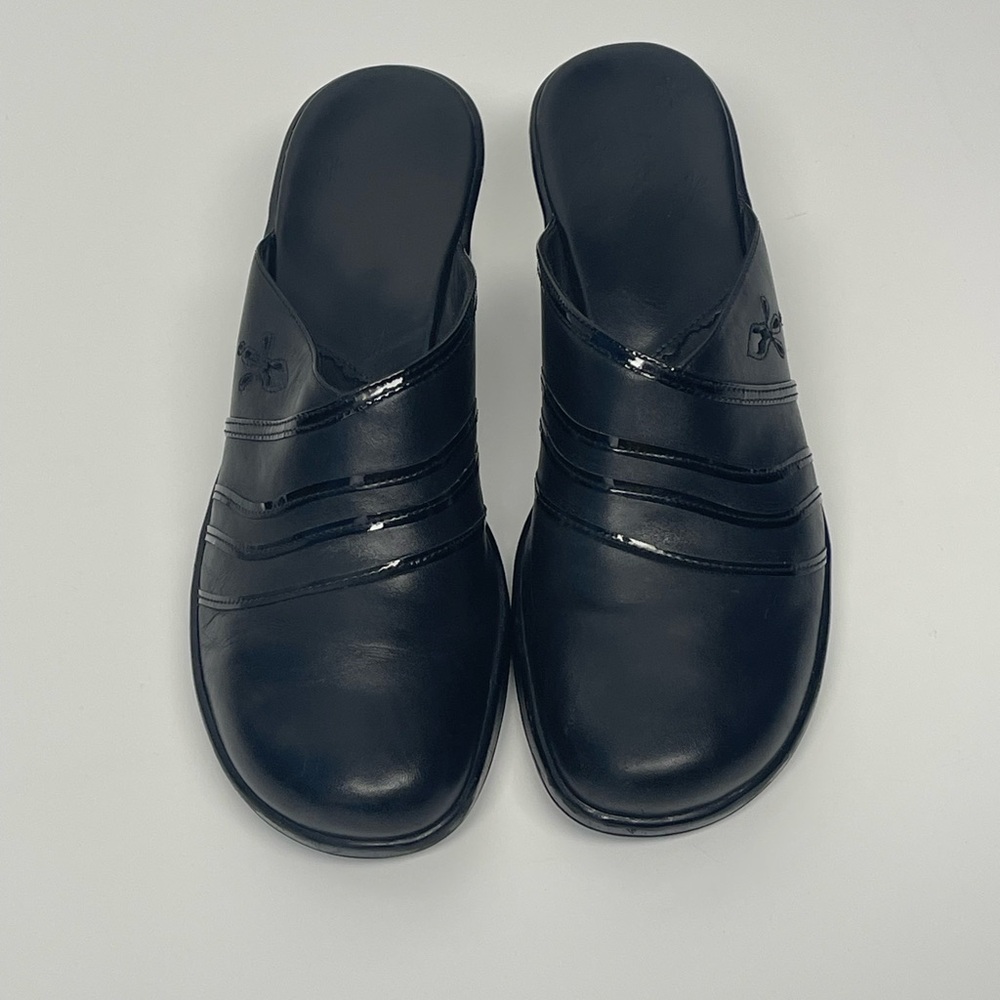 Clarks Leather Slip-On Mule Clogs Size 8.5 M Black